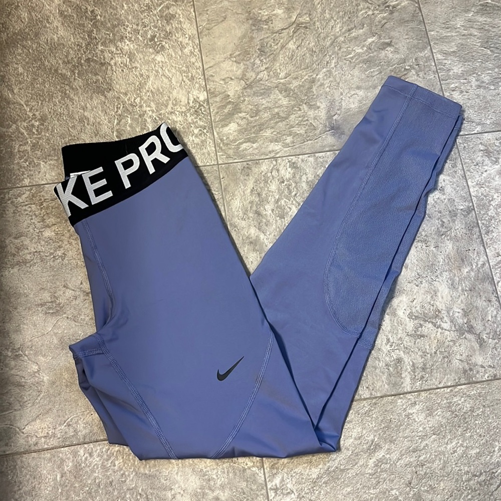 Never worn purple leggings
